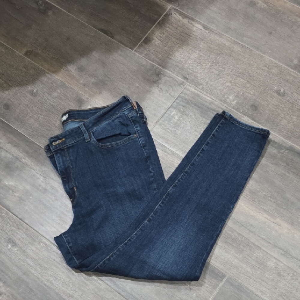 Levi's Women's Deep Indigo Skinny Jeans